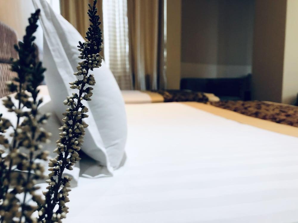 שקודר Hotel Arifi מראה חיצוני תמונה