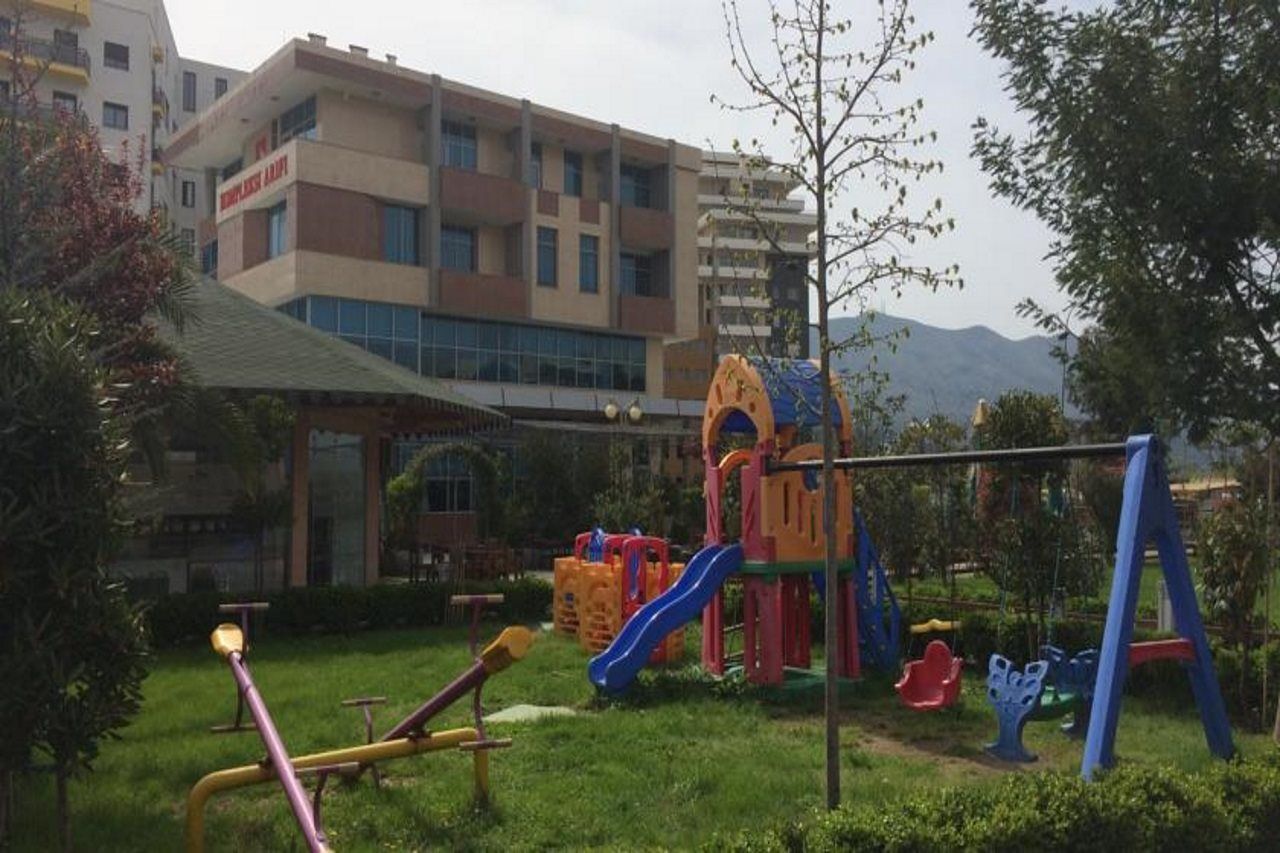 שקודר Hotel Arifi מראה חיצוני תמונה